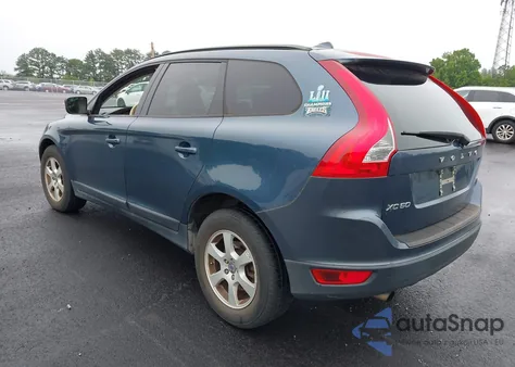 2010 Volvo Xc60 3.2 z USA, uszkodzony, nr VIN YV4982DL2A2122930